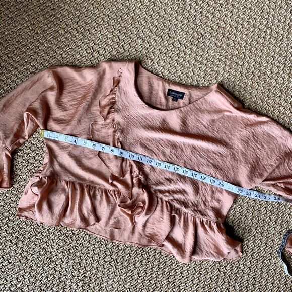 Topshop Peachy Pink Ruffle Satin Blouse Boho Flutter Bell Sleeves Size 2 - Picture 6 of 8